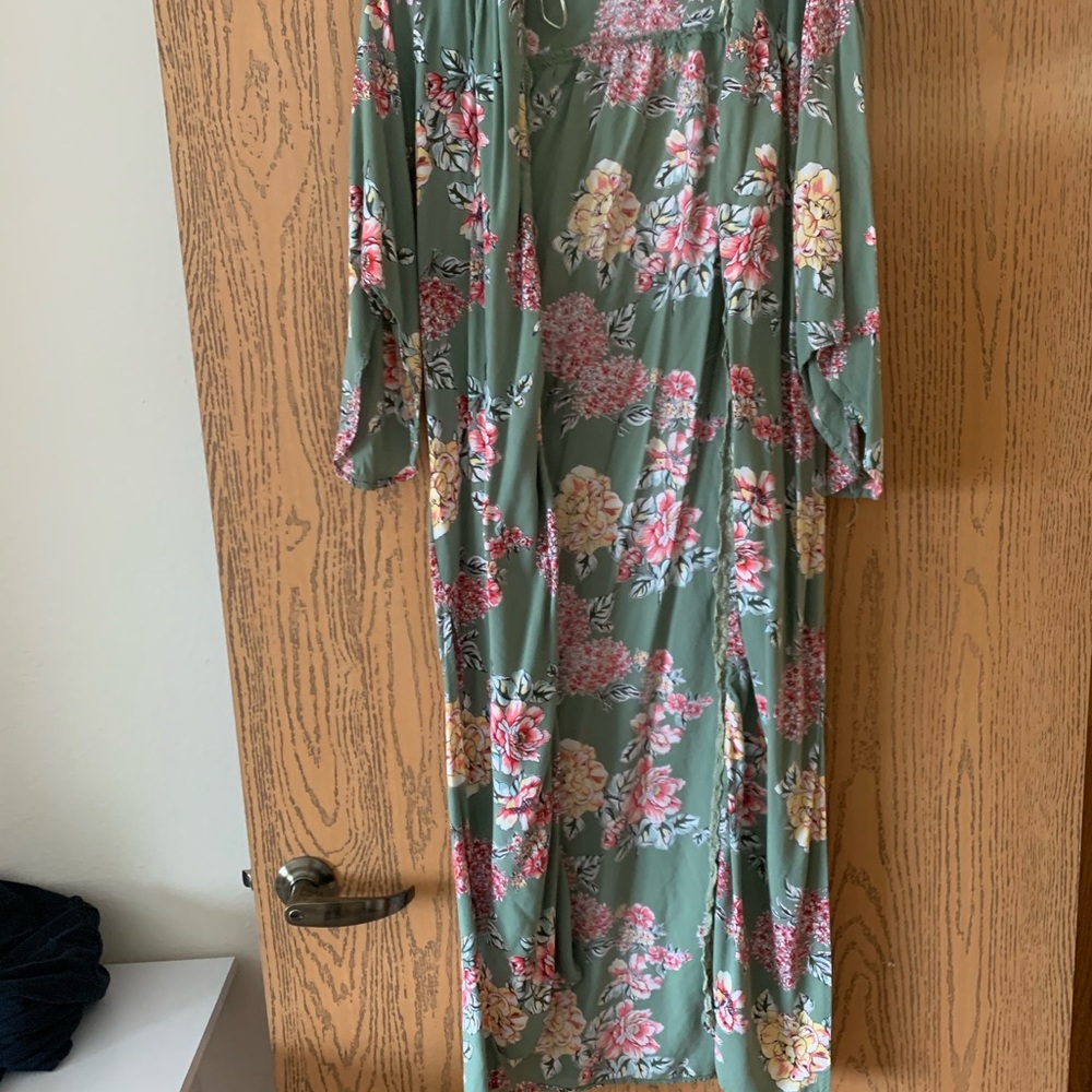Floral kimono